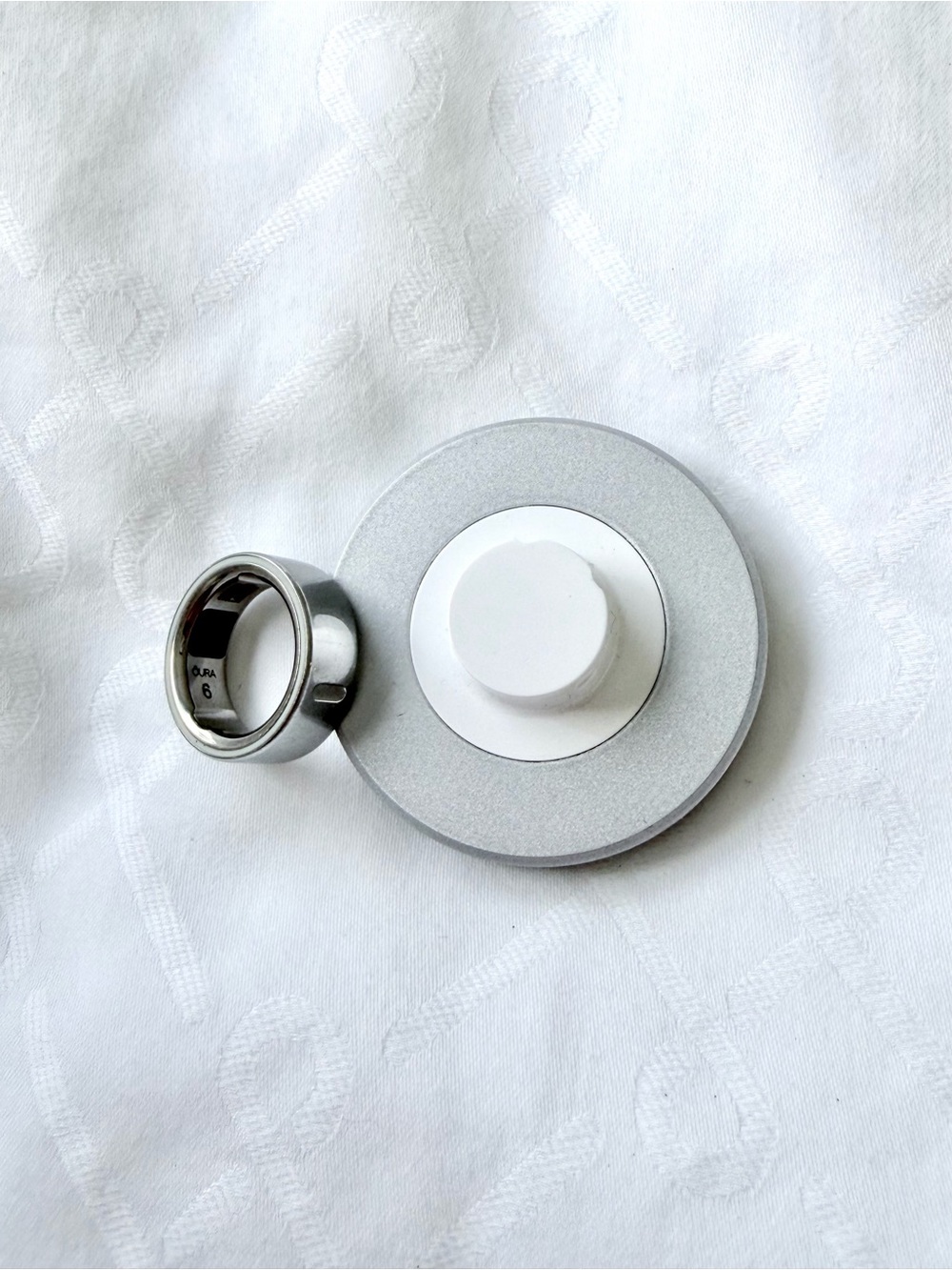 Oura Ring 4 | Silver | Size 6
